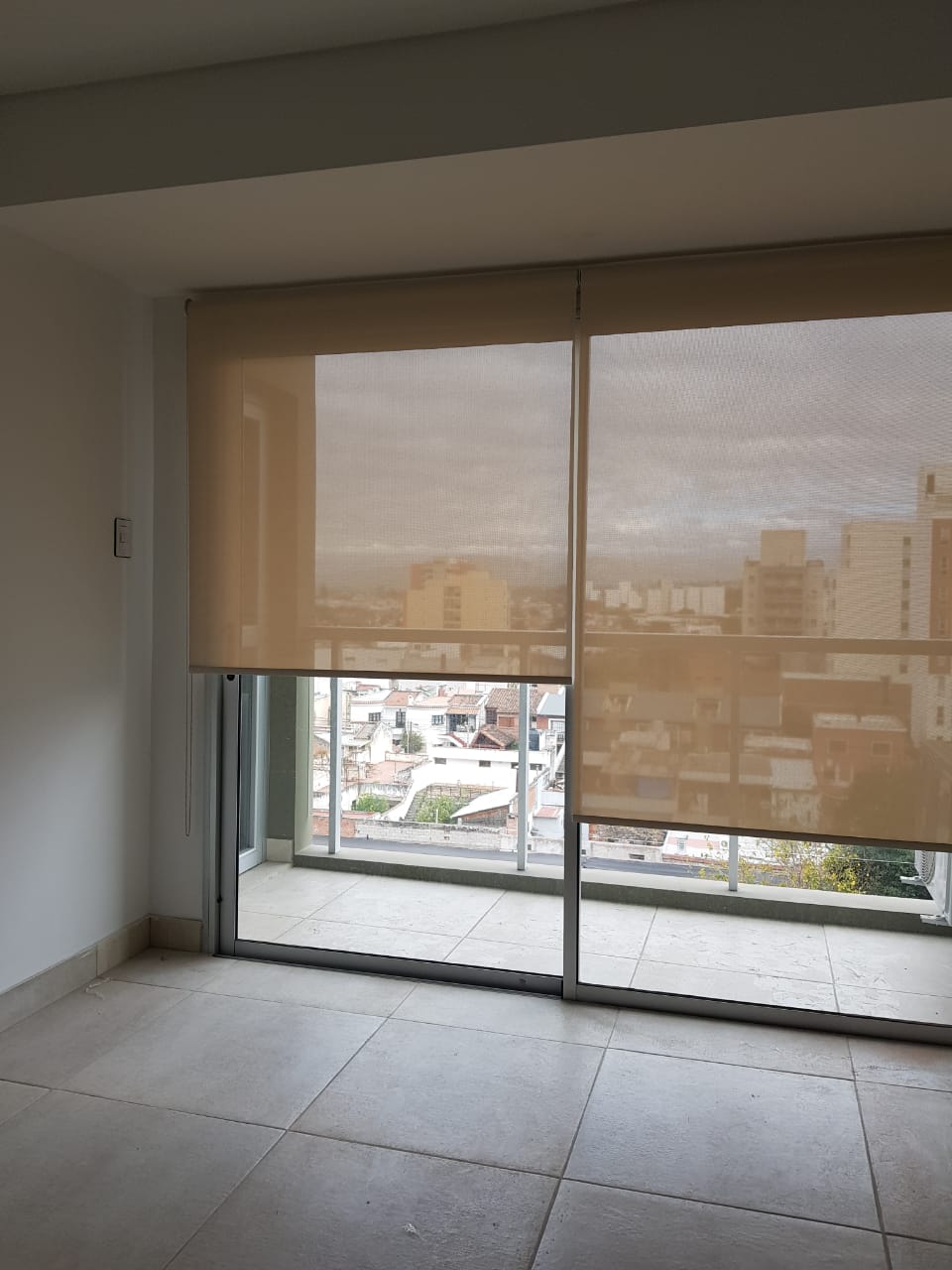 ,, screen 5_ blanco beige